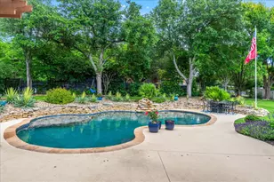 58 Cottondale Rd, The Hills, TX 78738 - Photo 2