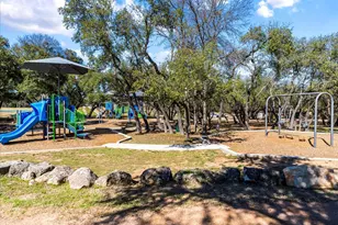 58 Cottondale Rd, The Hills, TX 78738 - Photo 36