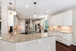 58 Cottondale Rd, The Hills, TX 78738 - Photo 6