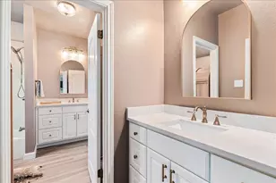 58 Cottondale Rd, The Hills, TX 78738 - Photo 24