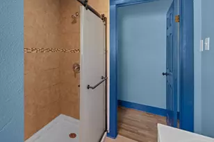 1181 Graham St, Austin, TX 78702 - Photo 14