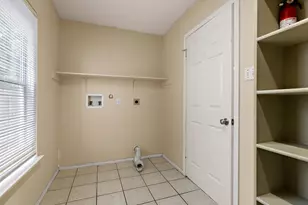 2104 Deer Creek Trail, Round Rock, TX 78665 - Photo 28