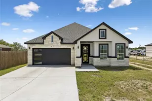 153 Trebol St, Dale, TX 78616 - Photo 2