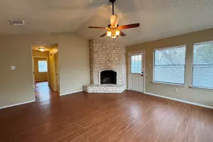 1002 Great Britain Blvd, Austin, TX 78748 - Photo 2
