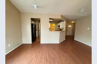 1002 Great Britain Boulevard, Austin, TX 78748 - Photo 8