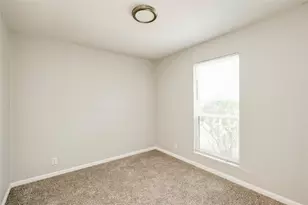 915 Chisholm Cove, Round Rock, TX 78681 - Photo 20