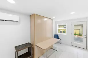 1706 Riverview St, Austin, TX 78702 - Photo 14