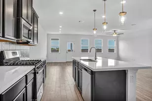 131 Adeline Rd, Hutto, TX 78634 - Photo 16