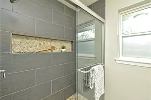 1601 Elmira Rd, Austin, TX 78721 - Photo 22