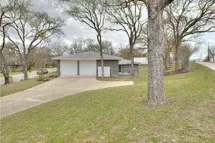 1601 Elmira Rd, Austin, TX 78721 - Photo 30