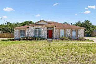 6005 La Mesa St, Lago Vista, TX 78645 - Photo 2