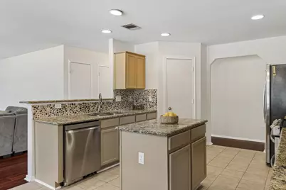 6005 La Mesa Street, Lago Vista, TX 78645 - Photo 8