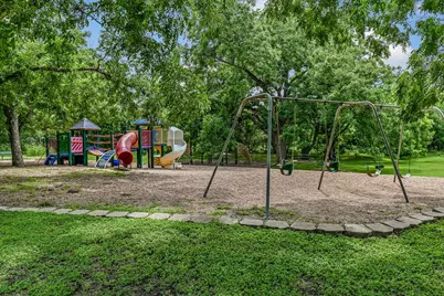 2505 Royal Lytham Drive, Austin, TX 78747 - Photo 32
