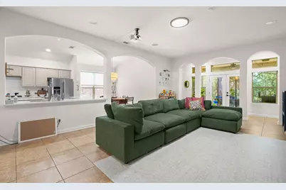 4613 Pyrenees Pass, Bee Cave, TX 78738 - Photo 4