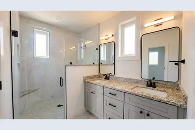 2818 E 22nd Street #2, Austin, TX 78722 - Photo 6