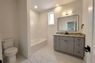 2818 E 22nd St, Austin, TX 78722 - Photo 12