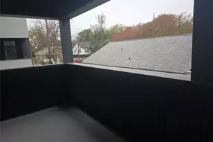 2818 E 22nd St, Austin, TX 78722 - Photo 12