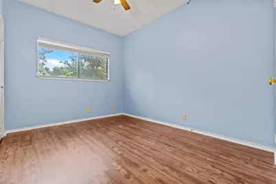 3206 King Street #204, Austin, TX 78705 - Photo 8