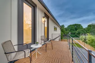 3101 Lyons Rd, Austin, TX 78702 - Photo 10