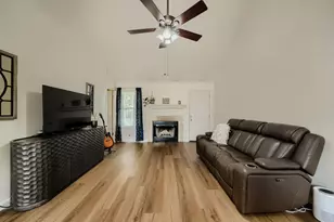 222 Quail Cir, Hutto, TX 78634 - Photo 16