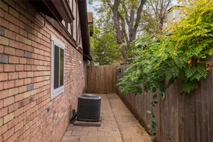 7406 Shadow Hill Dr, Austin, TX 78731 - Photo 20