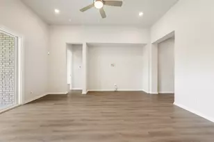 16616 Conroe Dr, Manor, TX 78653 - Photo 10