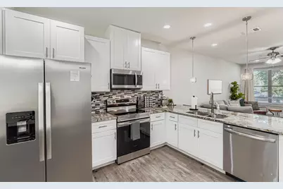 18803 Hogan Circle #14, Point Venture, TX 78645 - Photo 2