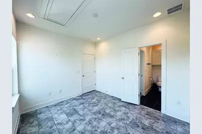 2716 Halcyon Drive #38, Austin, TX 78702 - Photo 8