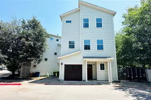 2716 Halcyon Dr, Austin, TX 78702 - Photo 2