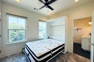 2716 Halcyon Dr, Austin, TX 78702 - Photo 12