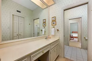 52 Club Estates Pkwy, The Hills, TX 78738 - Photo 36