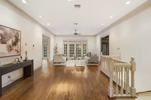 52 Club Estates Pkwy, The Hills, TX 78738 - Photo 6