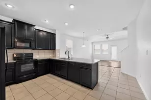 209 Evening Dusk Dr, Kyle, TX 78640 - Photo 2