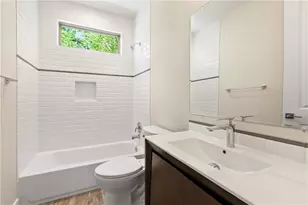 2702 Crest Ave, Austin, TX 78702 - Photo 14