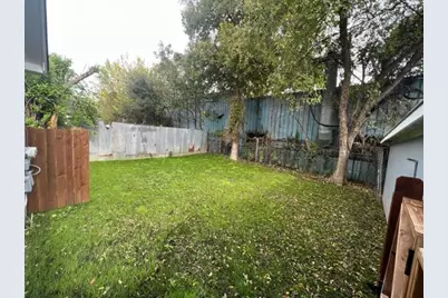 4417 Lucksinger Lane #B, Austin, TX 78745 - Photo 4