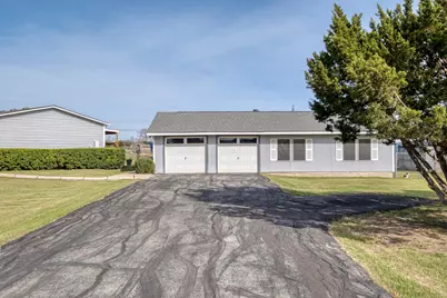 114 Thomas Park Drive, Hutto, TX 78634 - Photo 2