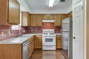 13210 Marrero Dr, Austin, TX 78729 - Photo 16