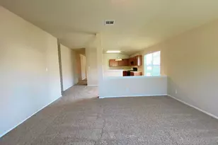 218 Jennifer Ln, Bastrop, TX 78602 - Photo 6