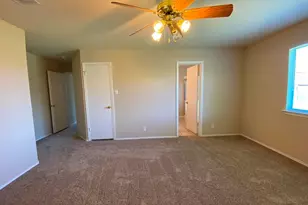218 Jennifer Ln, Bastrop, TX 78602 - Photo 34