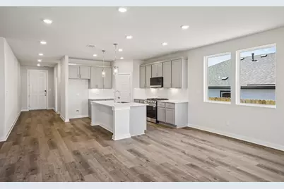5420 San Pietro Drive, Austin, TX 78747 - Photo 12