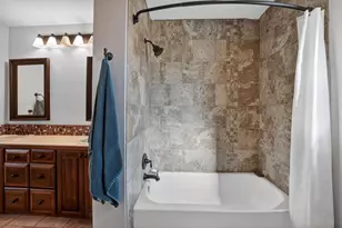 2401 De Soto Dr, Austin, TX 78733 - Photo 28