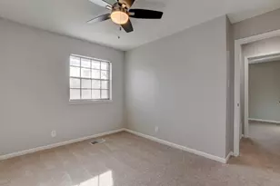 303 W 40th St, Austin, TX 78751 - Photo 8