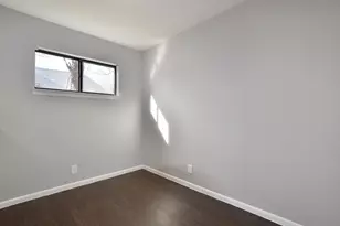 303 W 40th St, Austin, TX 78751 - Photo 6