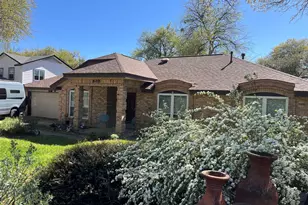 6401 Woodcrest Dr, Austin, TX 78759 - Photo 2