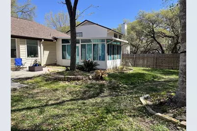 6401 Woodcrest Drive, Austin, TX 78759 - Photo 16