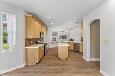 138 Papawai Drive, Bastrop, TX 78602 - Photo 6