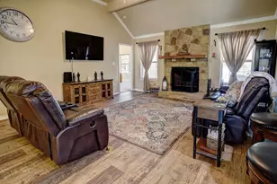384 Pope Bend Road N, Cedar Creek, TX 78612 - Photo 6