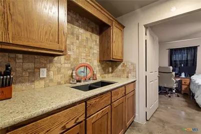 1239 Honor Lane, Temple, TX 76501 - Photo 8