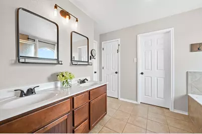 939 Avery Parkway, New Braunfels, TX 78130 - Photo 20