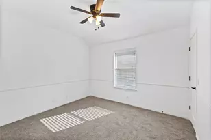250 Maeves Way, Austin, TX 78737 - Photo 10